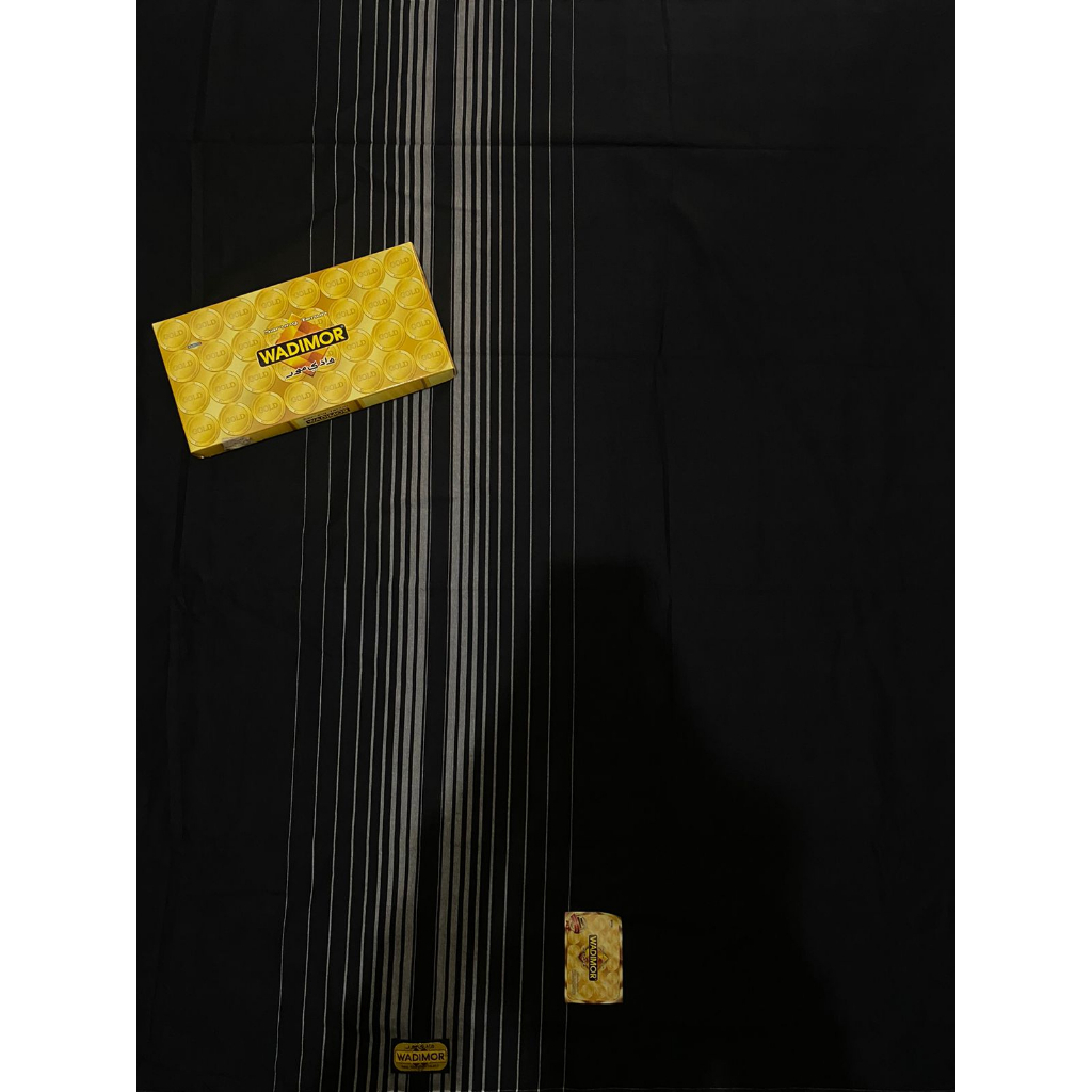 KAIN SARUNG WADIMOR HITAM POLOS TUMPAL DAN HITAM POLOS