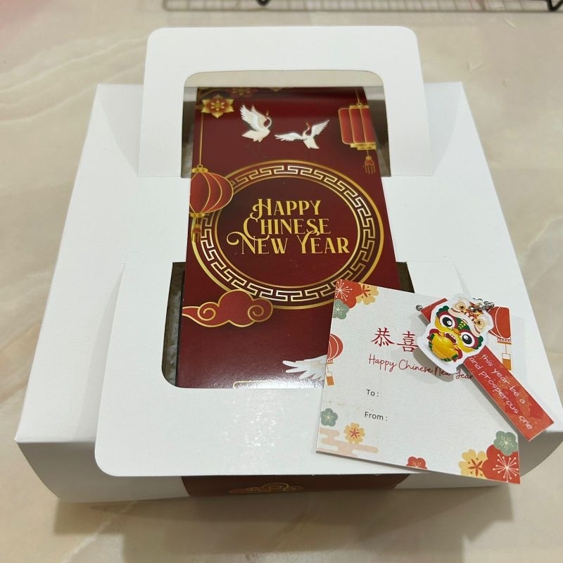 

hampers imlek sponge cake
