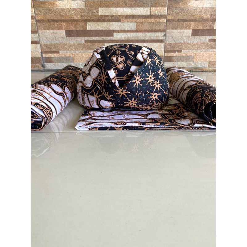 Jarik set blangkon solo &sunda motif lereng seling truntum