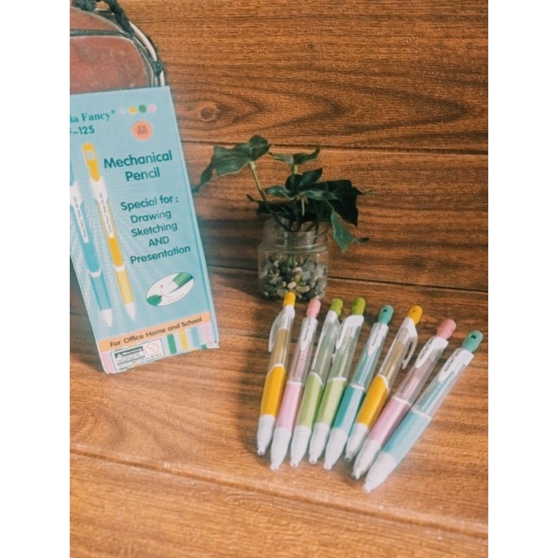 

Pensil mekanik 2.0 merk dunia fancy