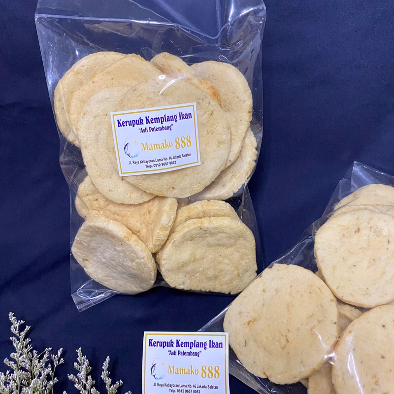 

Kerupuk kulit ikan