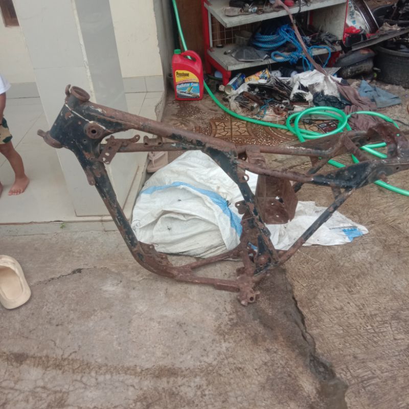 frame Kawasaki Binter merzy bahan modifikasi custom jap style British tracker kerangka rangka mercy 