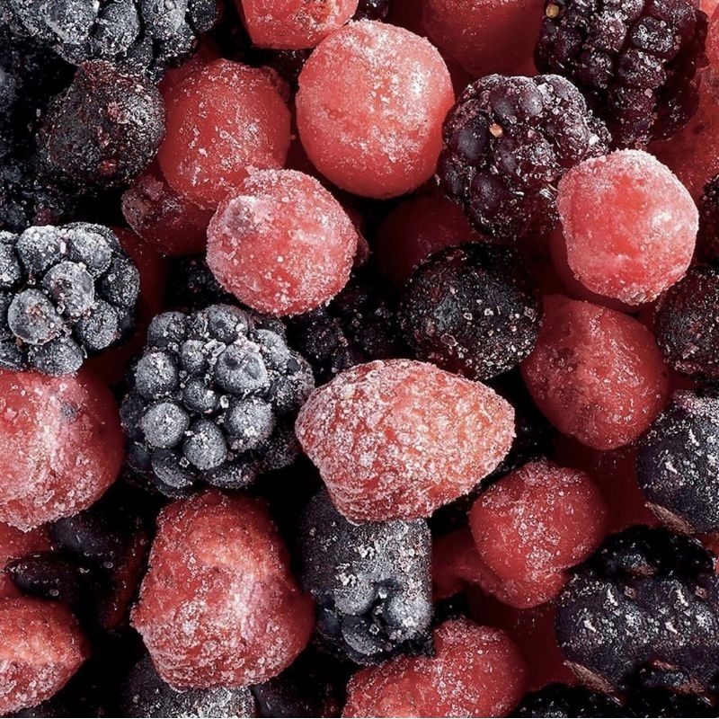 

buah beku mix berries(strawberry/mulberry/raspberry/blueberry) / frozen fruit stroberi / murbei / rasberi