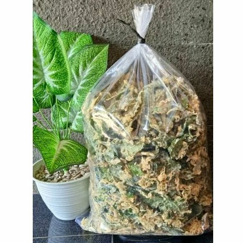 

cemilan enak/keripik bayem/keripik bayam kiloan hargaterjangkau