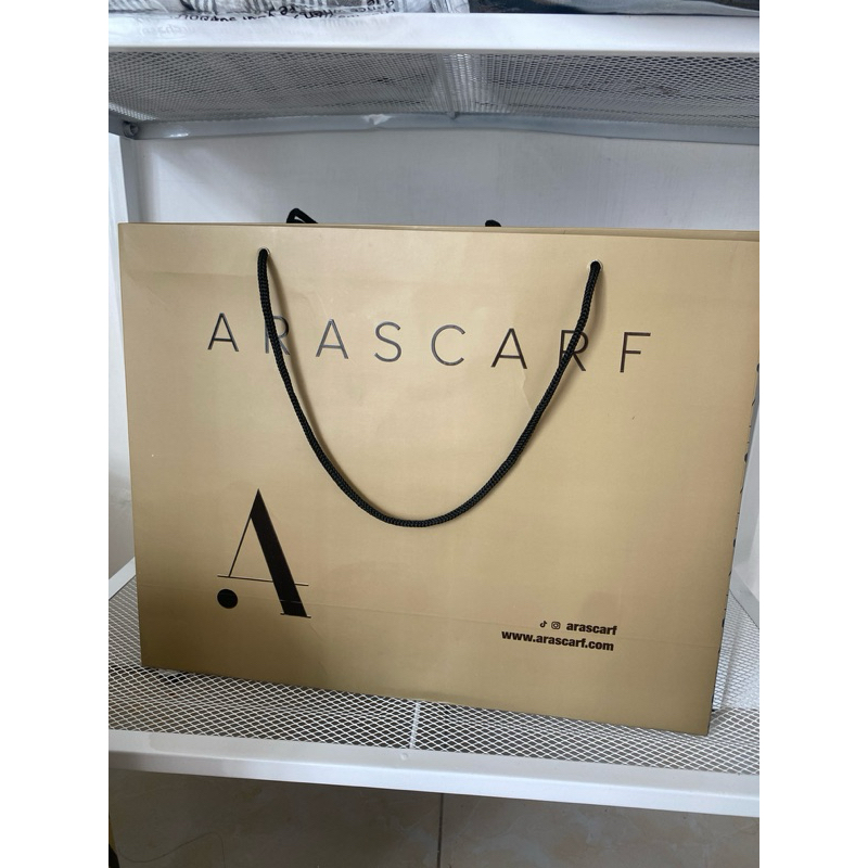 

PAPERBAG ARASCARF