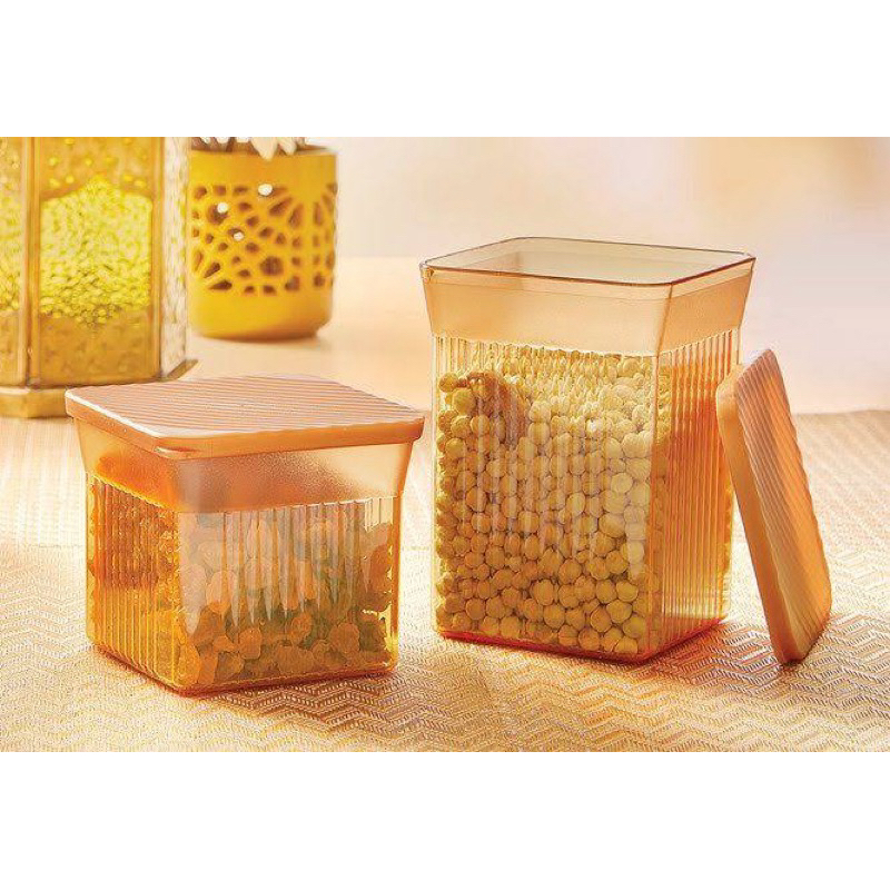 family mate square-gold TUPPERWARE