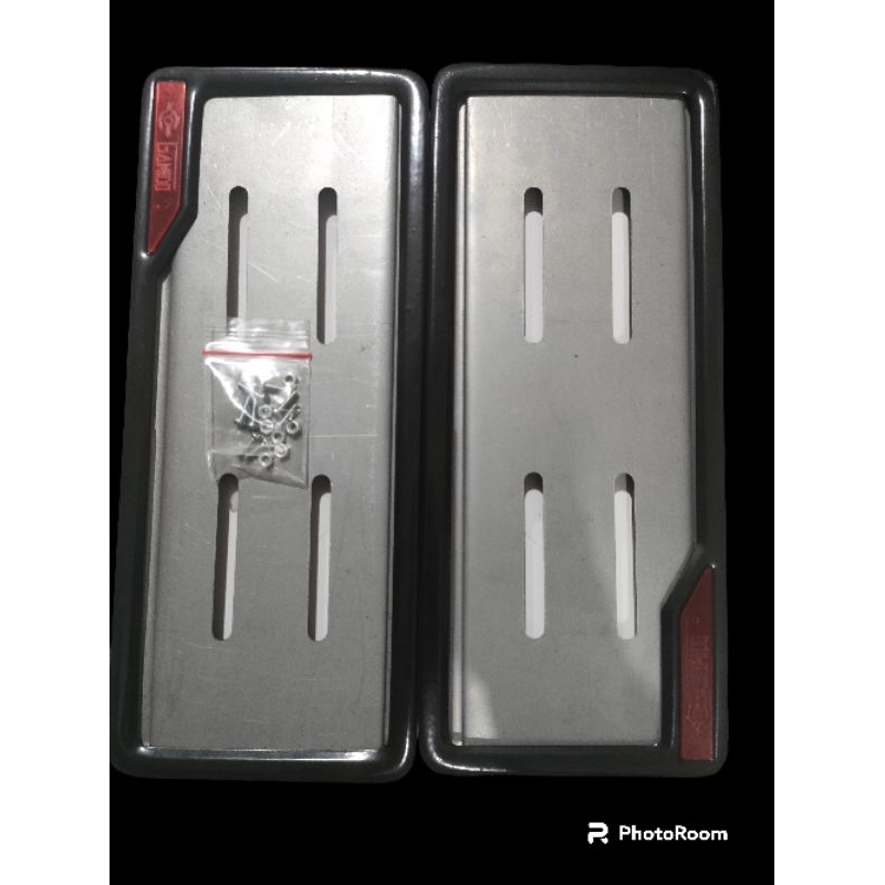 sepasang plat nomor seng universal