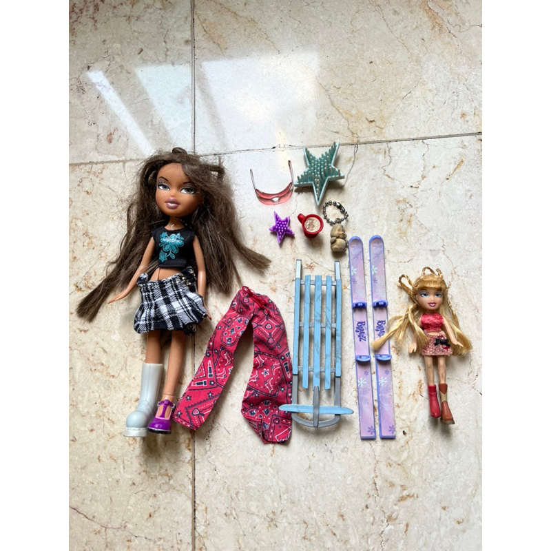Vintage Bratz Yasmin&Mini Chloe Accessories Set MGA