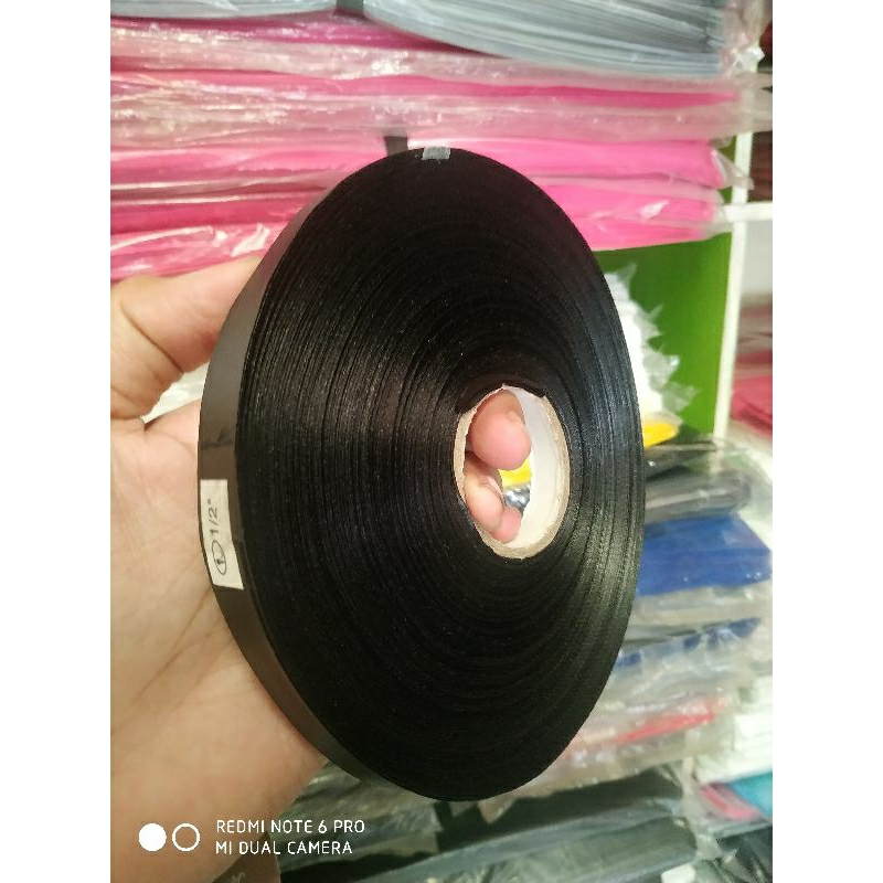 

Pita Label Satin Hitam 1cm 2cm Bahan Polos