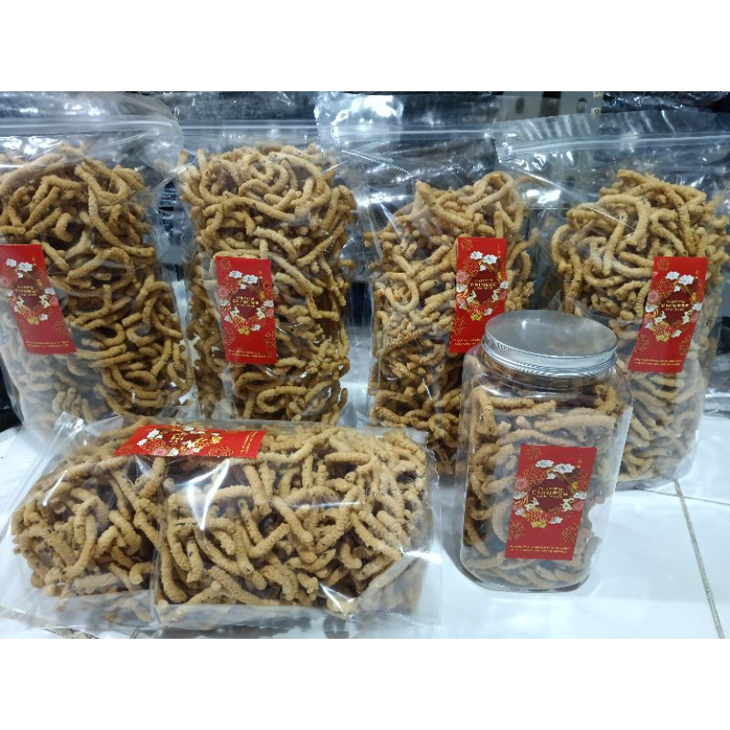 

Snack Ulat Sutra Wijen 500gr / Akar Kelapa / Stik Ketan / Ulat Sutra Wijen