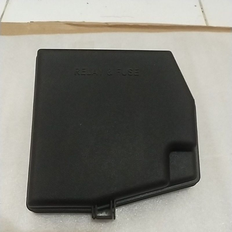 tutup box sekring Toyota Vios Yaris 2014 Limo tahun 2013 gen 3  original