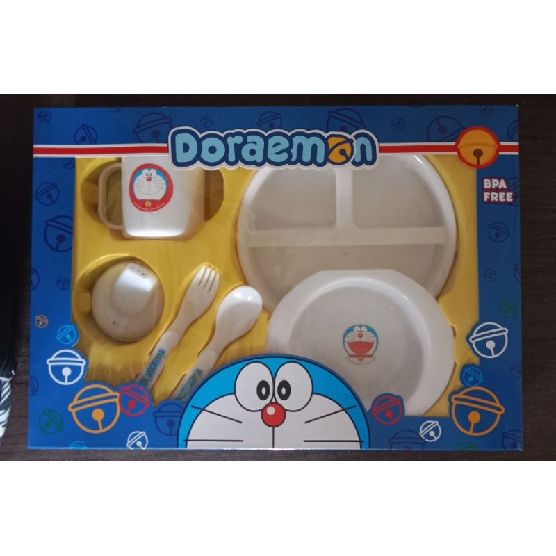 Lusty Bunny doraemon feeding set / Alat makan bayi