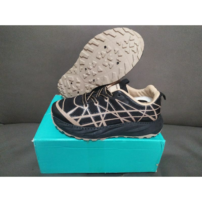 sepatu pria wanita trail running 42 43