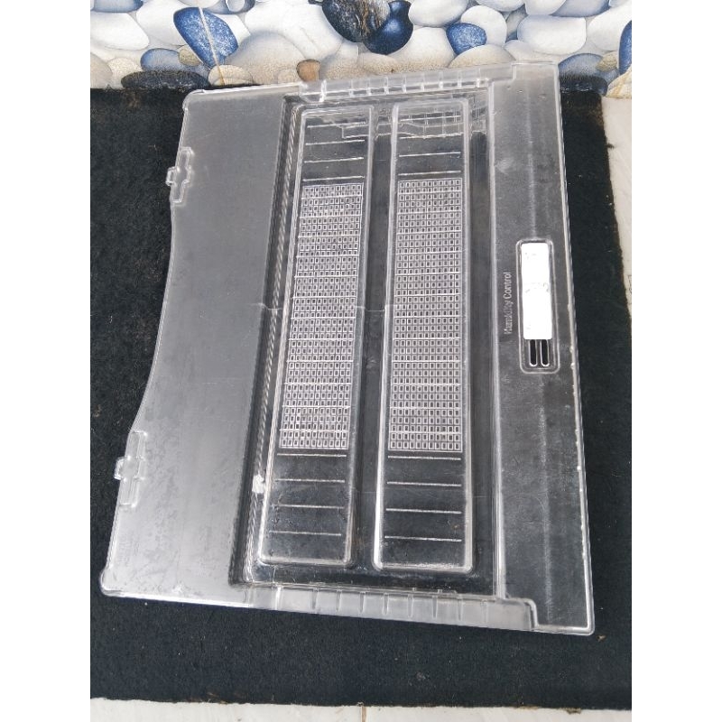 Rak kulkas LG inverter 2 pintu rak penutup rak sayur dan buah kulkas LG inverter 2 pintu