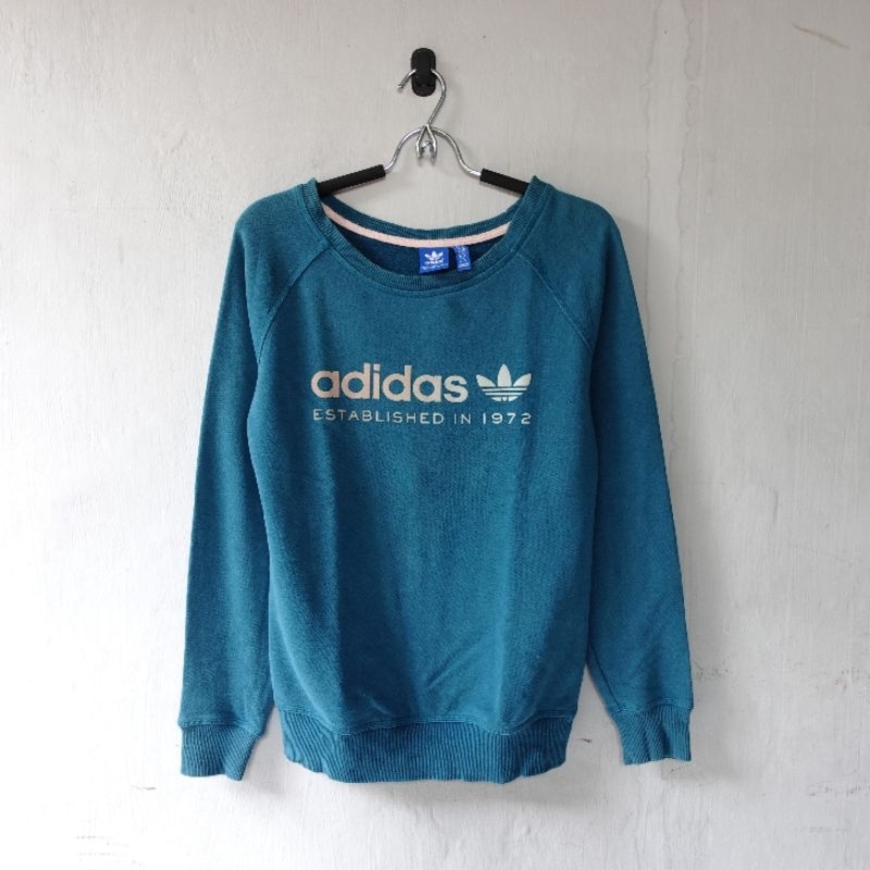Sweater Adidas Original Made In Cambodia