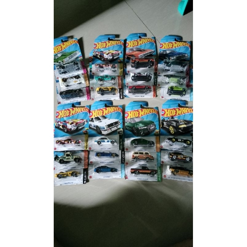 Hot Wheels Reg Real Car
