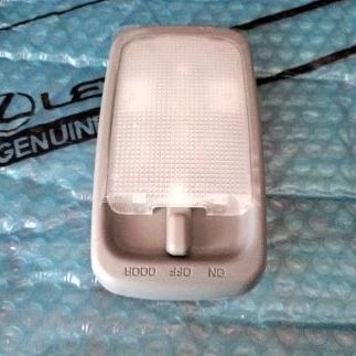 Lampu plafon Innova 2004-2015