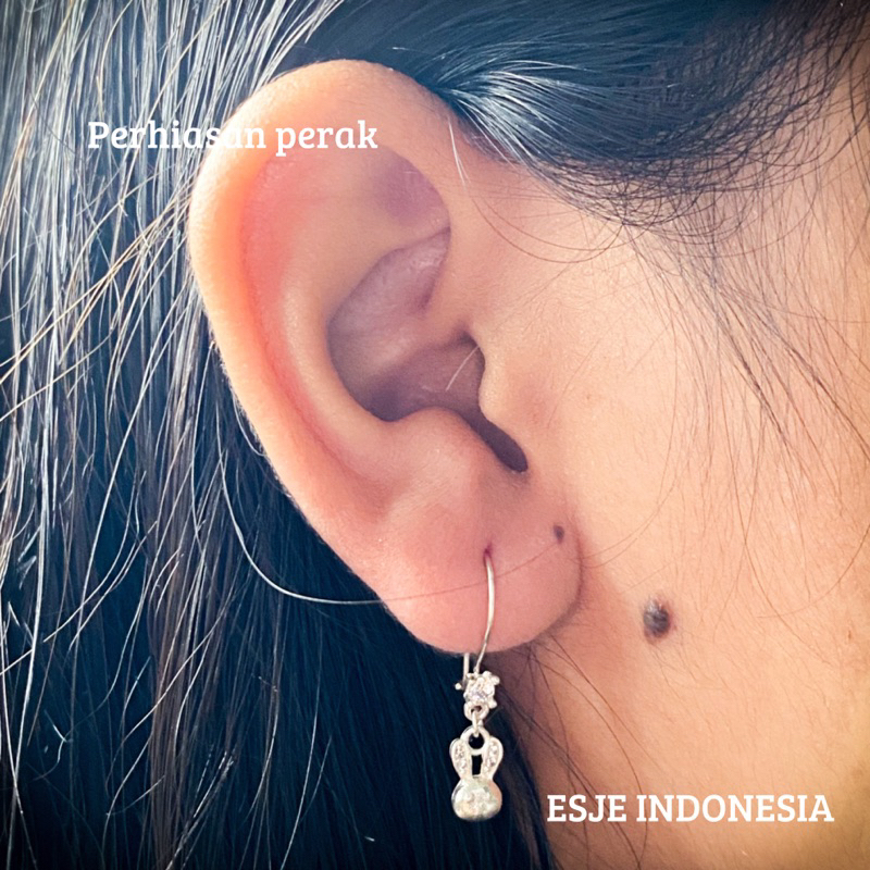Anting Gantung Kelinci Aksesoris Perhiasan Perak Wanita - Esje Indonesia