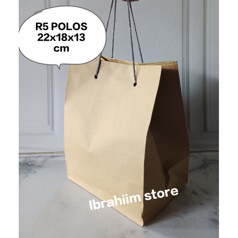 

PAPERBAG POLOS COKLAT R5 UK. 22x18X13 CM / TAS SOUVENIR POLOS COKLAT TANGGUNG / TAS SONGGONG KERTAS TAS SOUVENIR POLOS