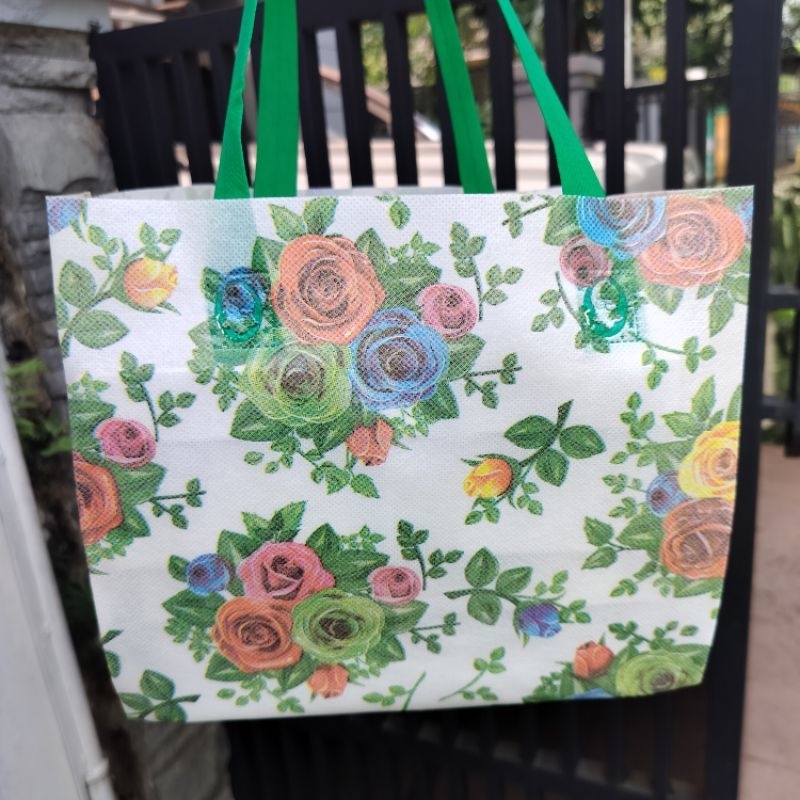 

RB PRINTING LUSINAN tas spunbond kotak nasi 22x22 20x20 18x18 tas kotak nasi tasyakuran tas box nasi