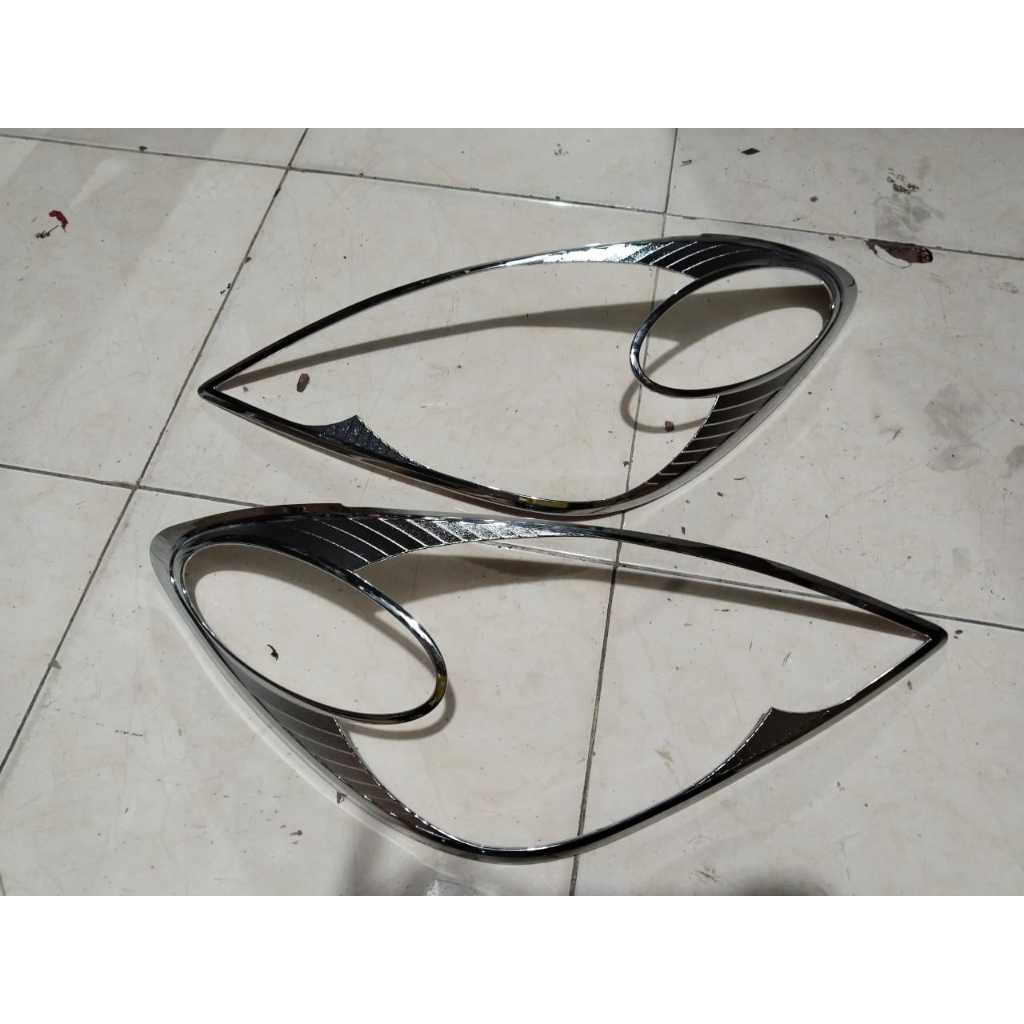 Garnish Headlamp / Taillamp Depan Belakang Avanza 2005