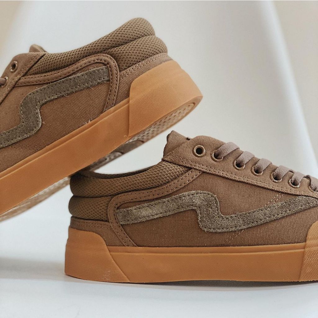 Sepatu Pria Wanita Patrobas Cloud Olive Gum Low