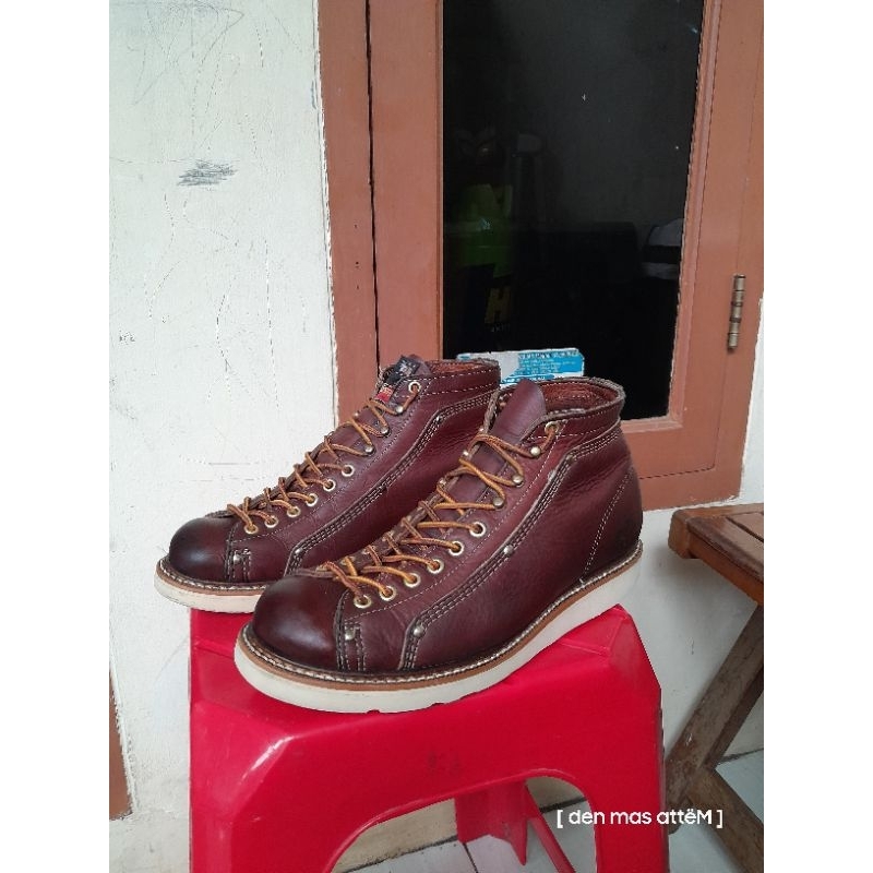 thorogood monkey boot not redwing