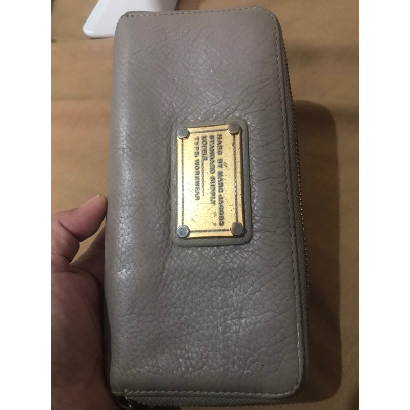 Preloved Marc by Marc jacobs long wallet NETT PRICE