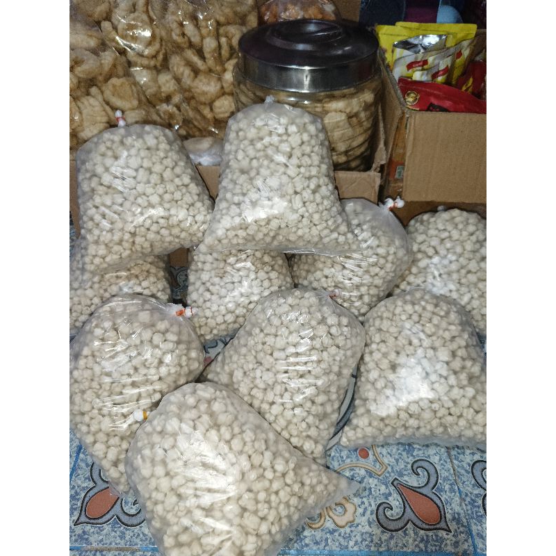 

pilus cikur topping seblak