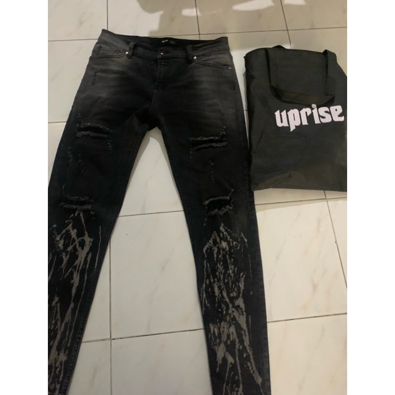 celana uprise black dragon splash