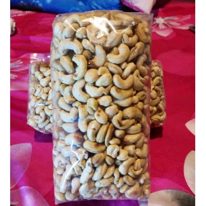 

kacang mede utuh sk mentah 1kg
