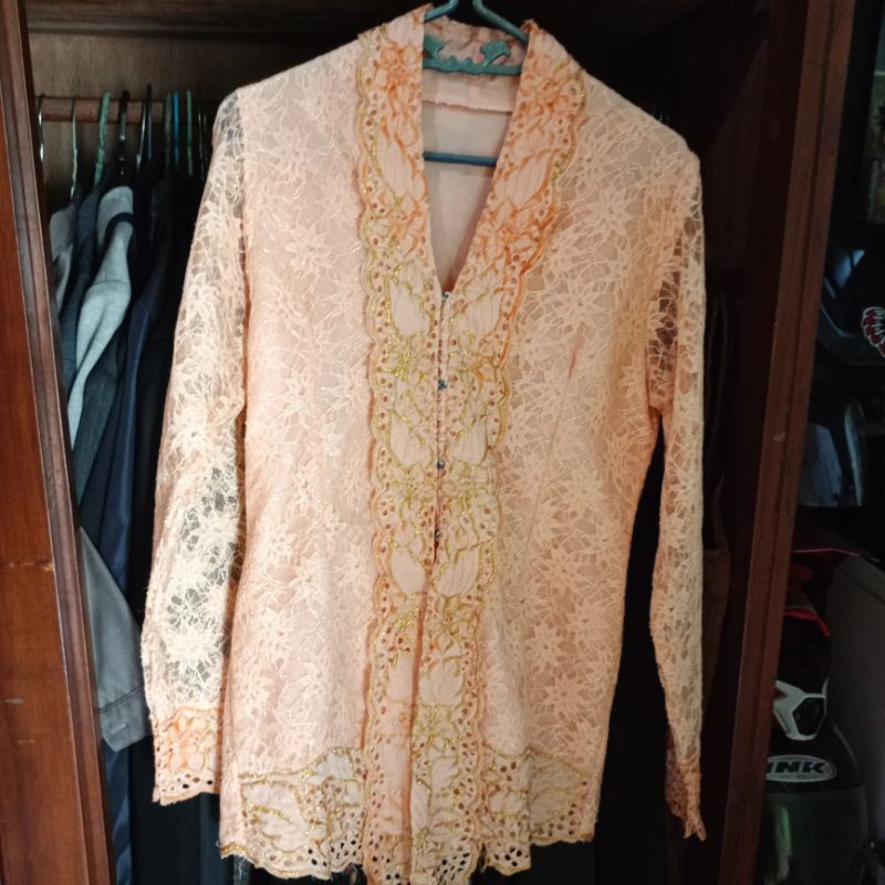 Sewa Kebaya Kartini Jadul