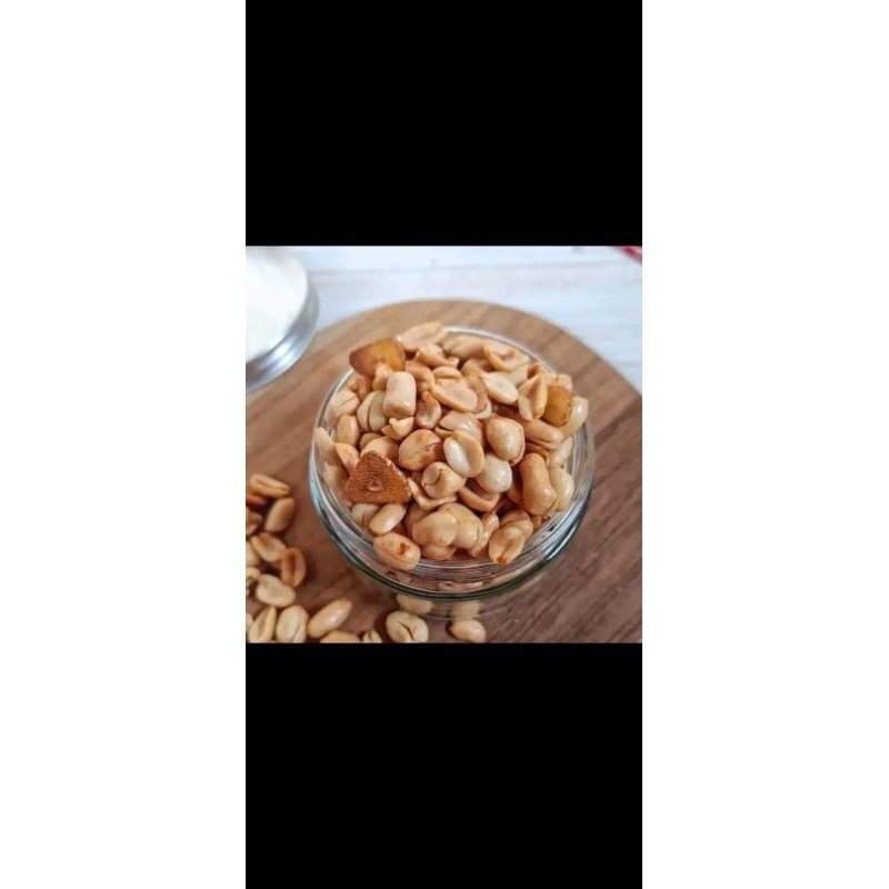 

kacang bawang/kacang asin/kacang tanah goreng/100gr/250gr/500gr