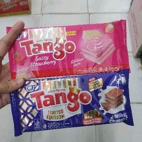 

Tango wafer rasa Sassy Strawberry / Milky Chocolate per varian 39gr