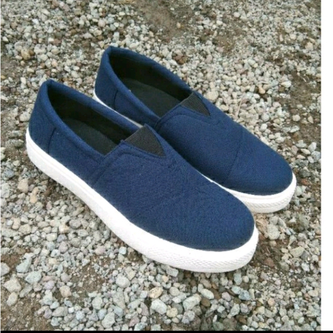 Sepatu Slip On Pria Kerja Casual Kulit kanvas