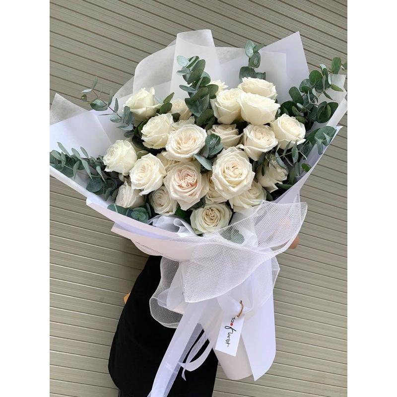 All in White snow bouquet bucket buket bunga segar fresh instant mawar roses segar