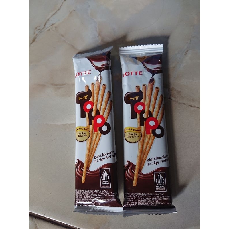 

LOTTE TOPPO STIK PRETZEL RASA VANILA COKLAT per box @17gr