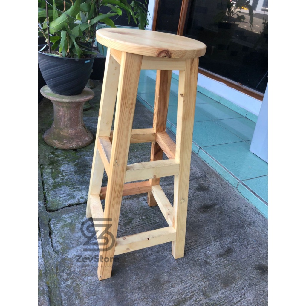 KURSI CAFE MINIMALIS DARI KAYU JATI BELANDA