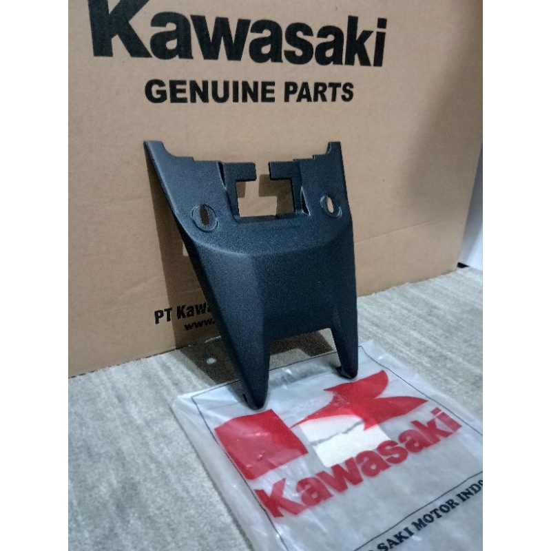 cover tail Kaze ZX130, tutup body belakang zx130, cover lampu belakang zx130