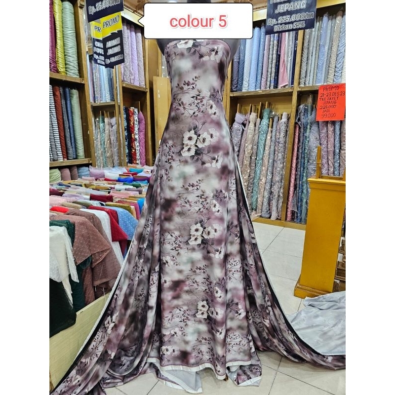 Armani silk motif bunga