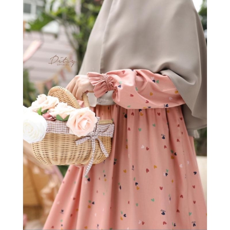 Lucia Peach Nightgown Ditsy Desember 2023 by Ditsy Official (S, XL, XXL, Jumbo)