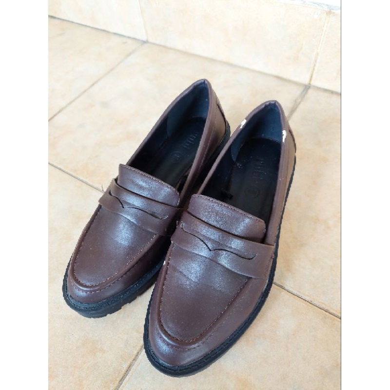 Preloved Rubi Loafers