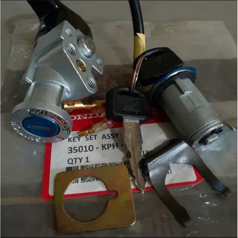 SPESIAL PROMO Kunci Kontak Set Honda Karisma Motor Sparepart