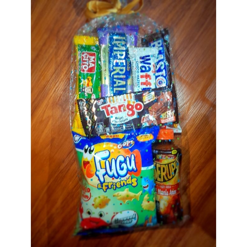 

PAKET CEMILAN ULTAH