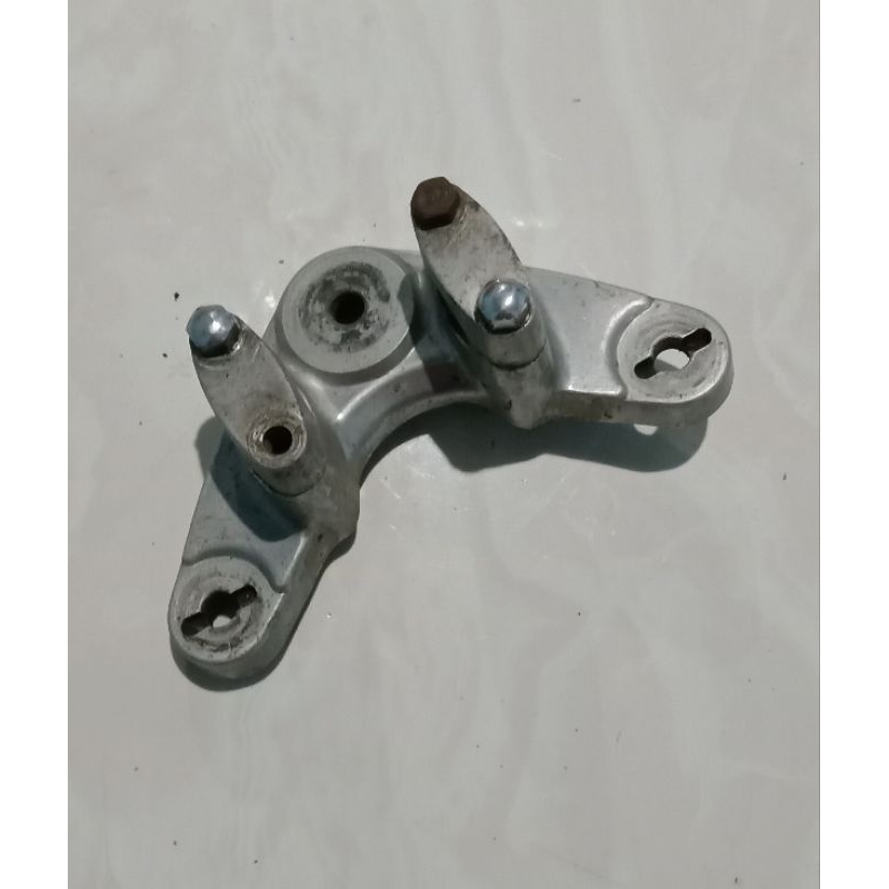 Segitiga Atas Suzuki a100 A100 A8 A9 original second