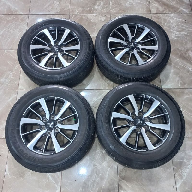 VELG ORIGINAL PAJERO SPORT R18 H6X139.7 + BAN BRIDGESTONE 265/60 R18