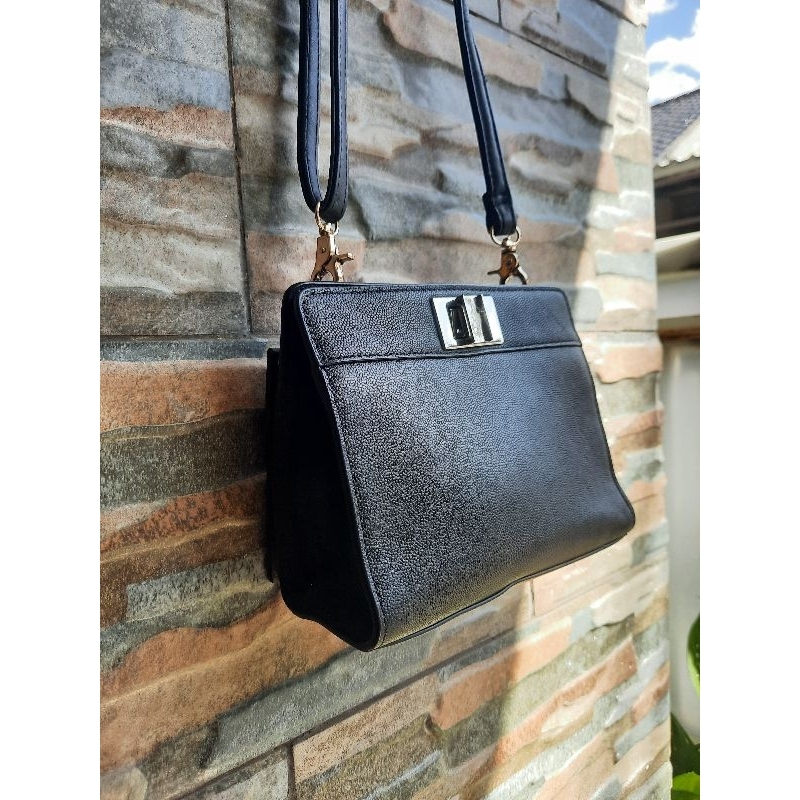 Slingbag DELLA STELLA - TAS PRELOVED BRANDED ORIGINAL