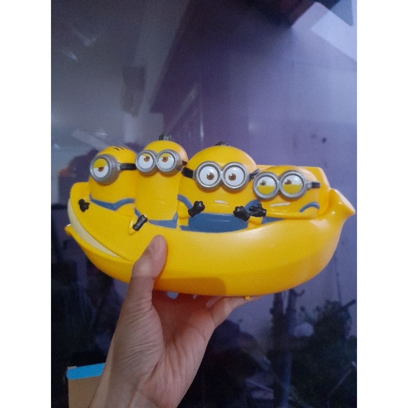 Bucket Mcdonald Minion