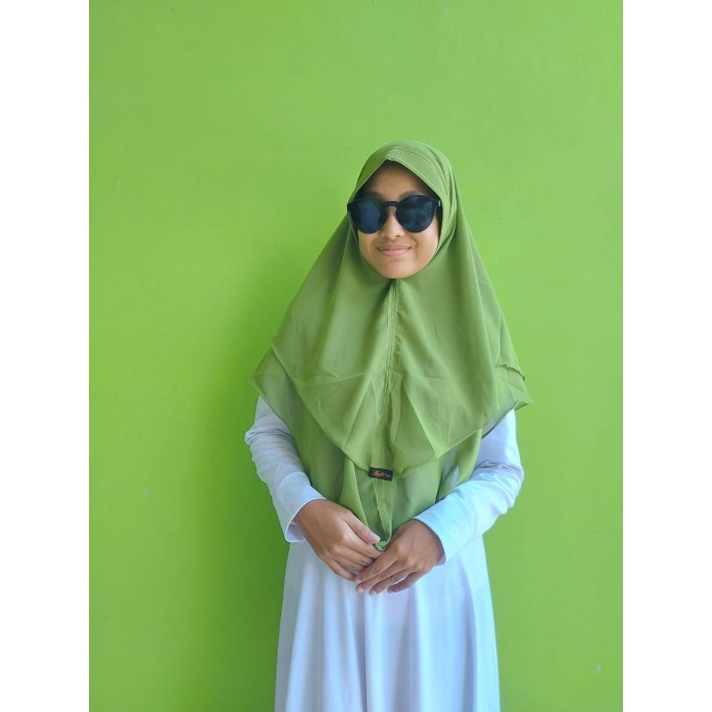 Hijab Instan Khimar Jilbab Syar'i Ceruty 2 Layer ukuran Jumbo Polos Warna Hijau Muslimat