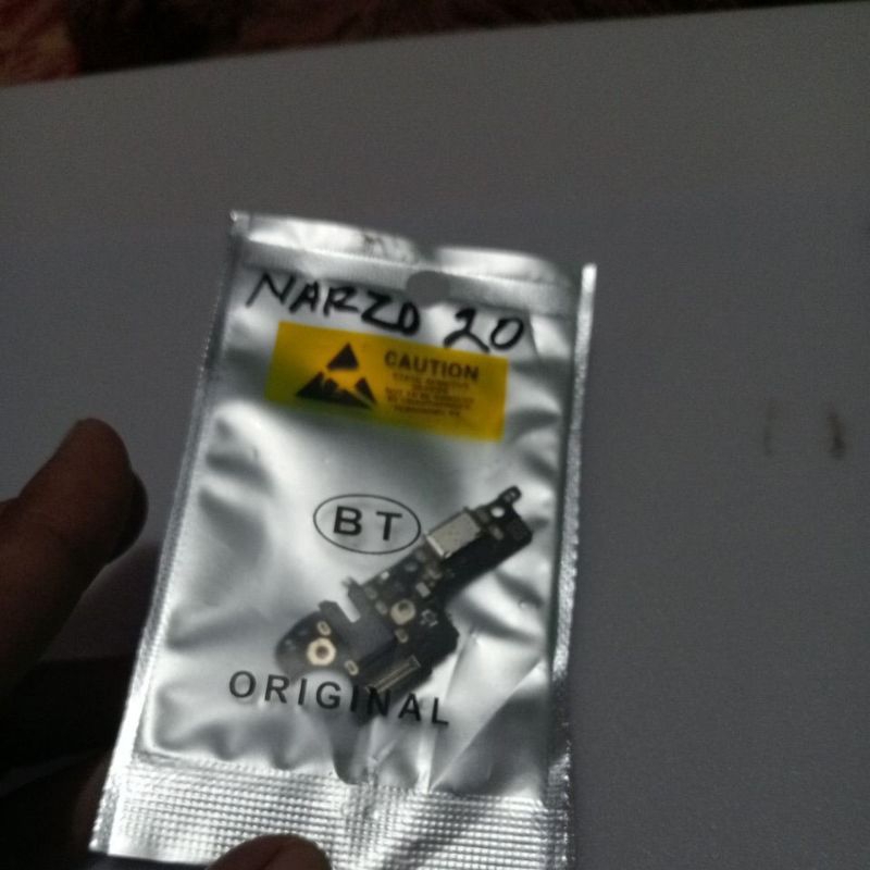 PAPAN CAS REALME NARZO 20